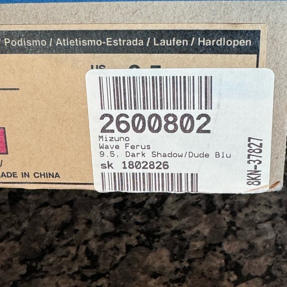 Mizuno wave evo ferus NIB 9.5 - Picture 7 of 9